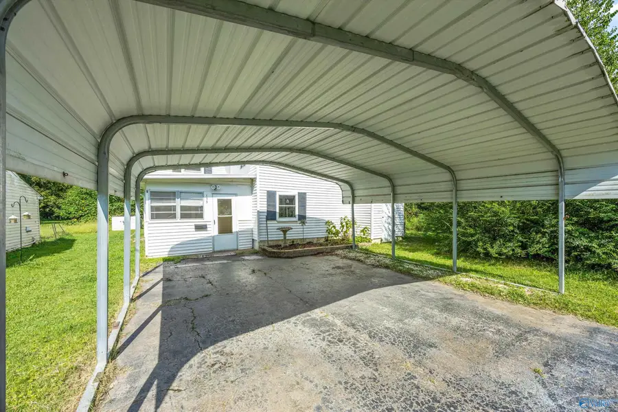 135 T E Mckinney Circle, Owens Cross Roads, AL 35763 - #3