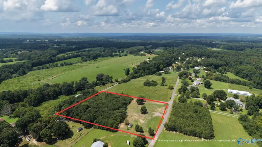 514 Mockingbird Road, Arab, AL 35016 - #2