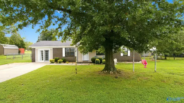184 Chesapeake Drive, Scottsboro, AL 35769