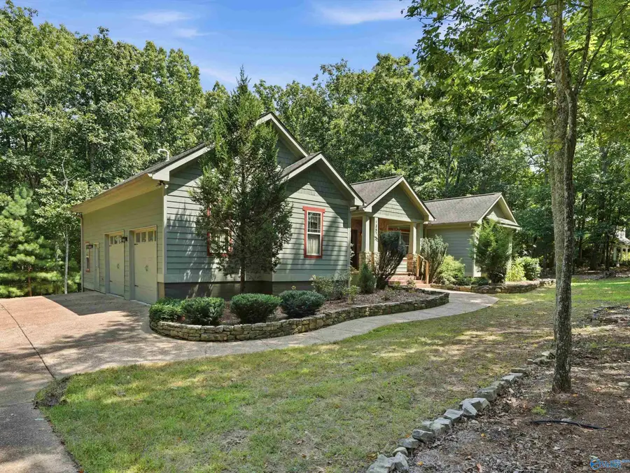 13575 Monte Vedra Road, Huntsville, AL 35803 - #2