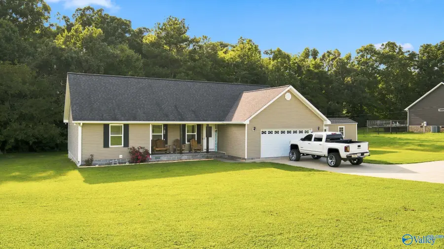 246 Craten Drive, Rainsville, AL 35986 - #3