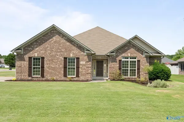 125 Appleberry Lane, Harvest, AL 35749