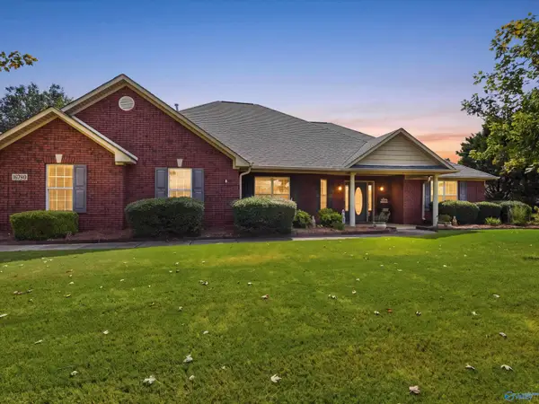 16740 Bellewood Drive, Athens, AL 35613