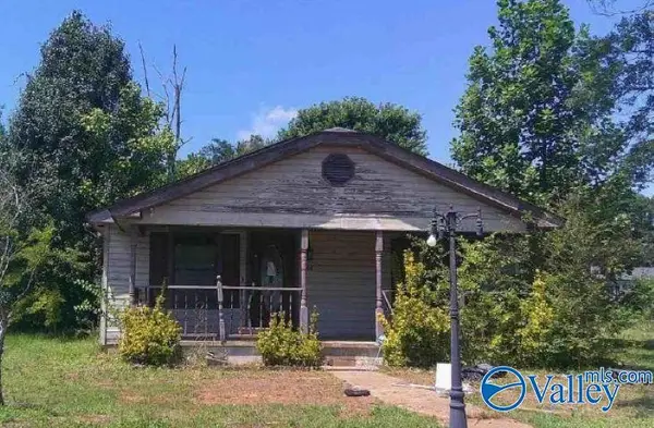301 N Eclipse Street, Florence, AL 35630
