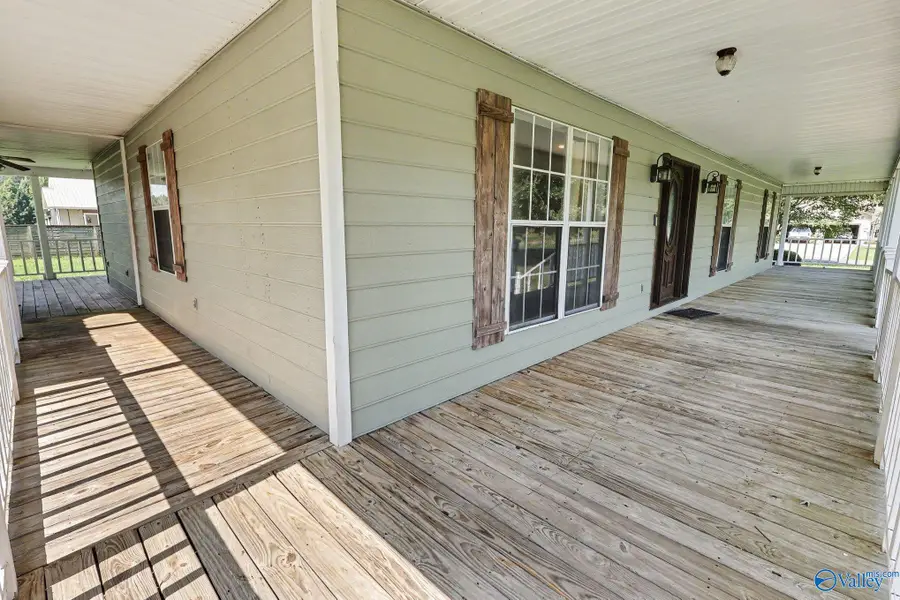 505 Cosby Street, Gadsden, AL 35903 - #3