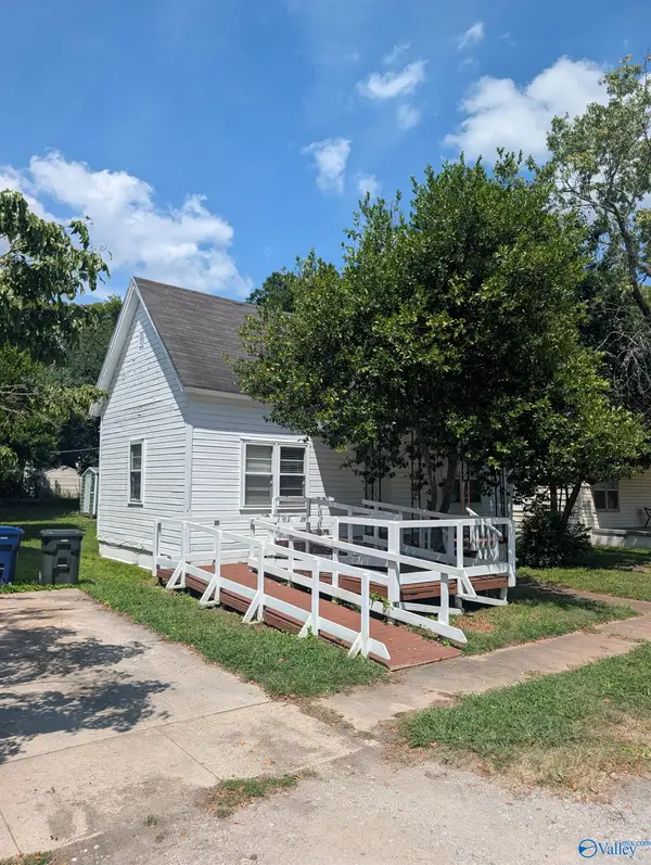 813 Halsey Avenue Ne, Huntsville, AL 35801