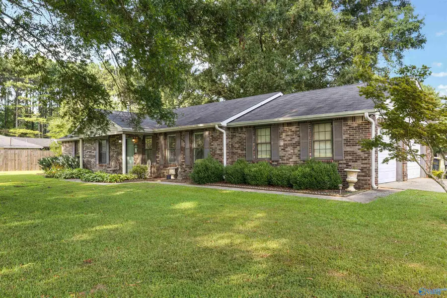 1861 New Center Road, Hartselle, AL 35640 - #2