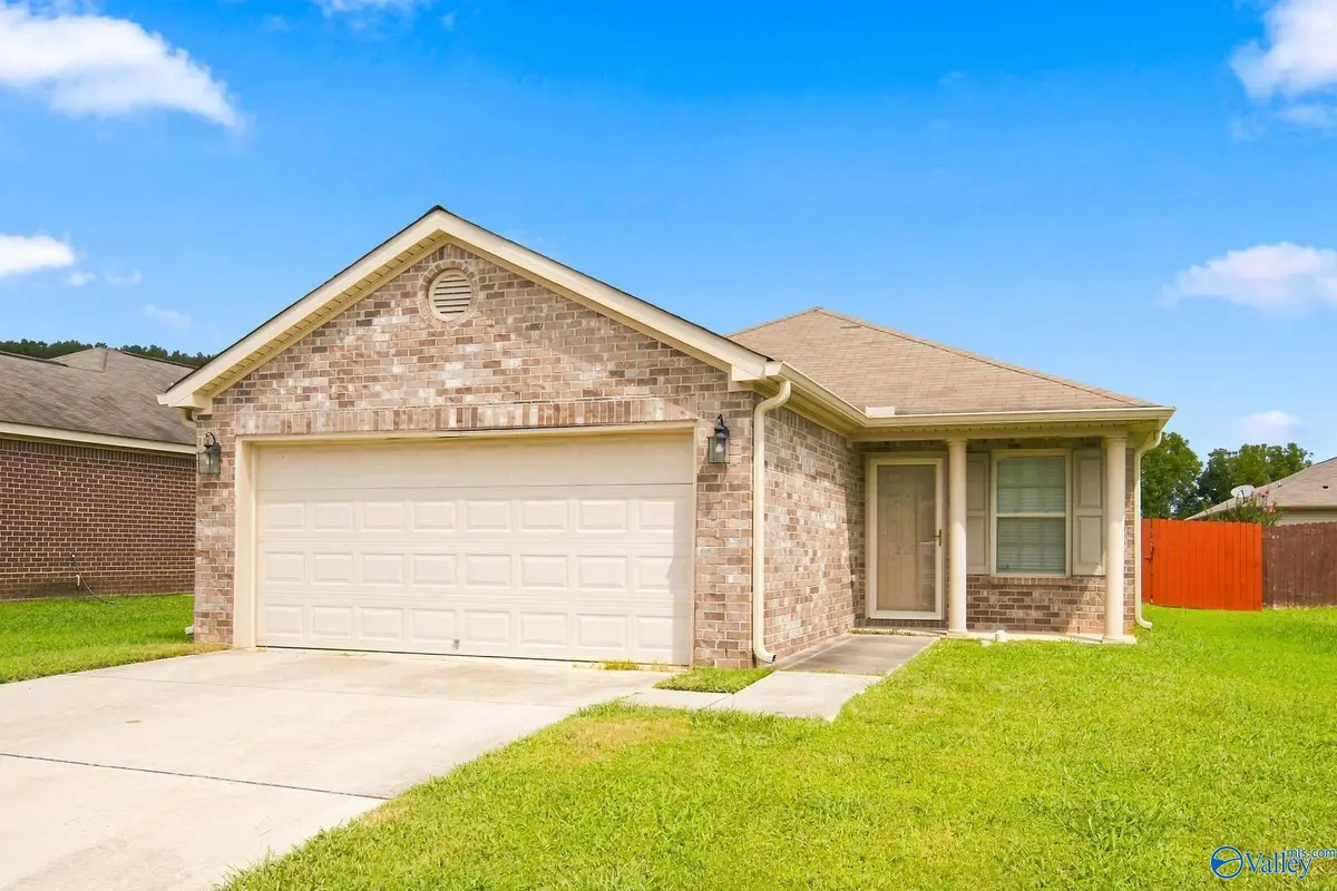 219 Valleyside Drive Ne, Huntsville, AL 35810 - #1
