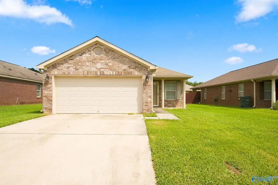 219 Valleyside Drive Ne, Huntsville, AL 35810 - #3