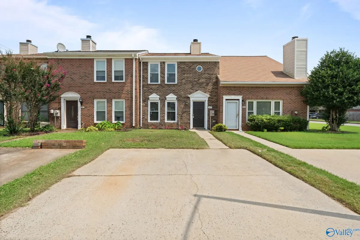 107 Cresent Circle, Madison, AL 35758 - #1