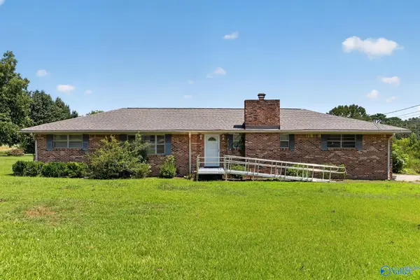 2130 Solitude Road, Albertville, AL 35950