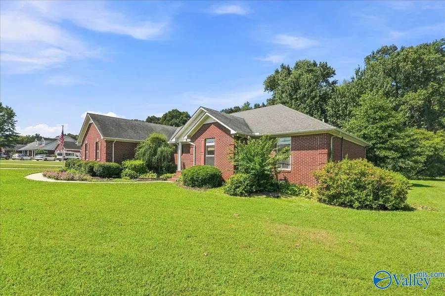 17207 Eunice Lane, Athens, AL 35613 - #2