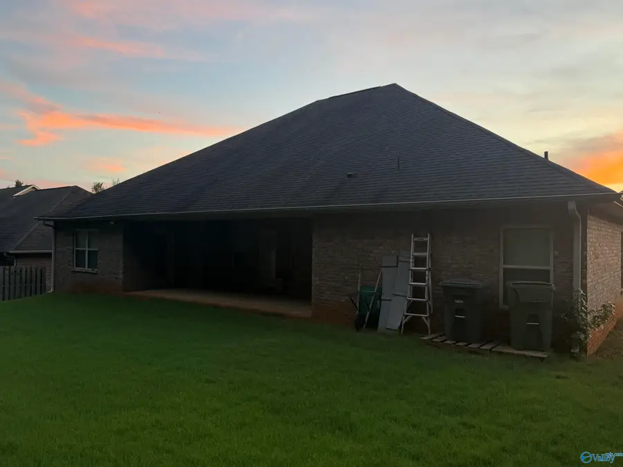 7922 Gabriela Drive Nw, Huntsville, AL 35806 - #2
