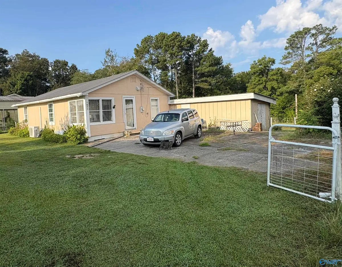 1571 Snow Point Road, Guntersville, AL 35976 - #1