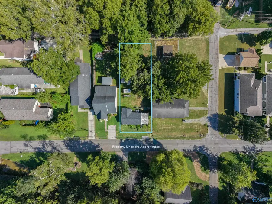 809 Rison Avenue Ne, Huntsville, AL 35801 - #2