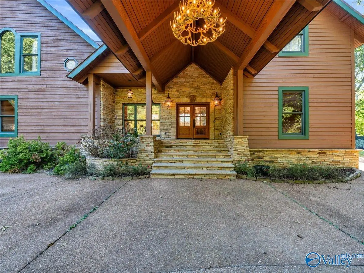 5000 Willow Drive Se, Huntsville, AL 35803 - #1