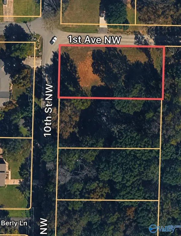 90 10th Street Sw, Arab, AL 35016