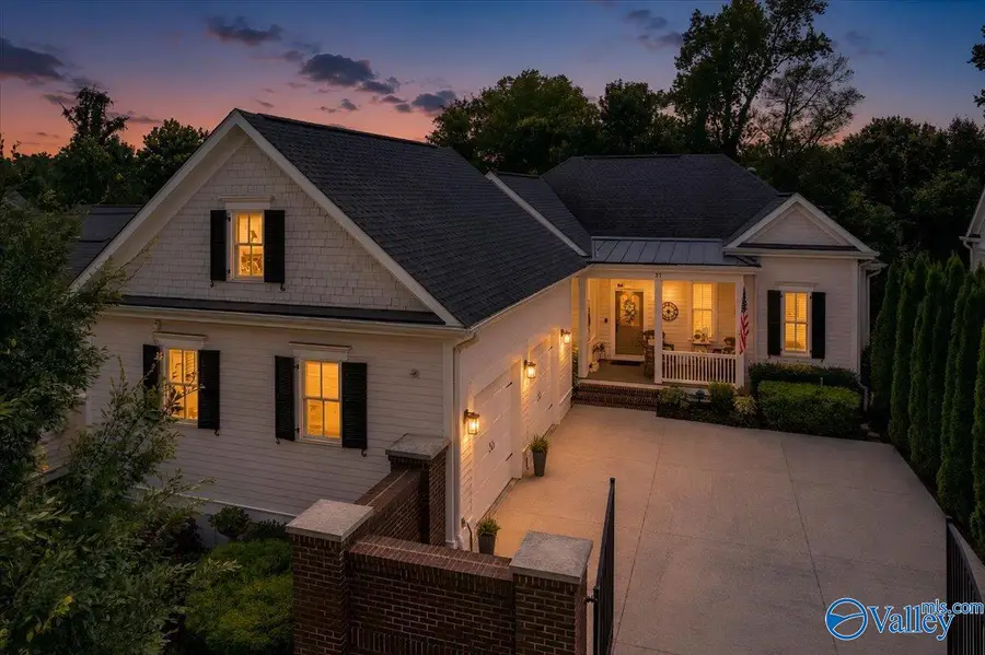 37 Hillcrest Avenue Nw, Huntsville, AL 35806 - #2