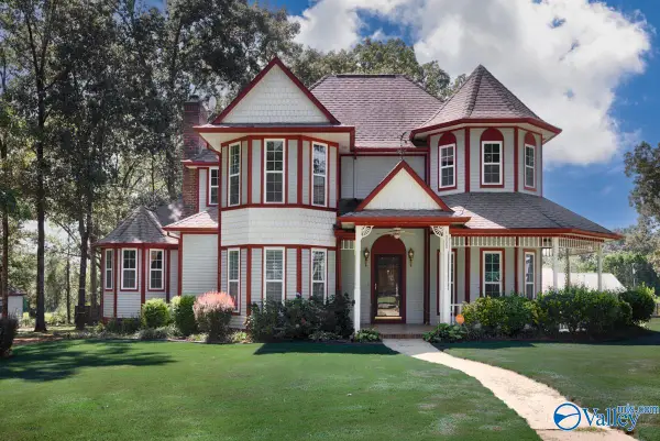 1000 Walker Lane, New Market, AL 35761