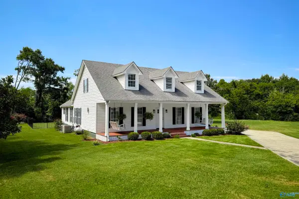 10 Mcculloch Street, Moulton, AL 35650