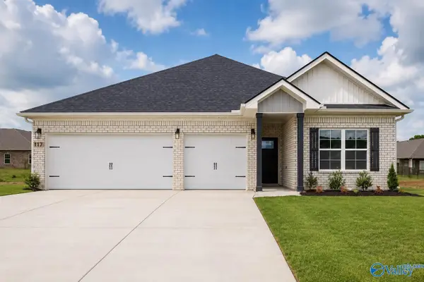 122 Gulf Hills Avenue, Toney, AL 35773