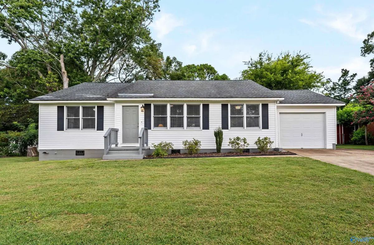 2605 Waltham Drive Ne, Huntsville, AL 35811 - #1