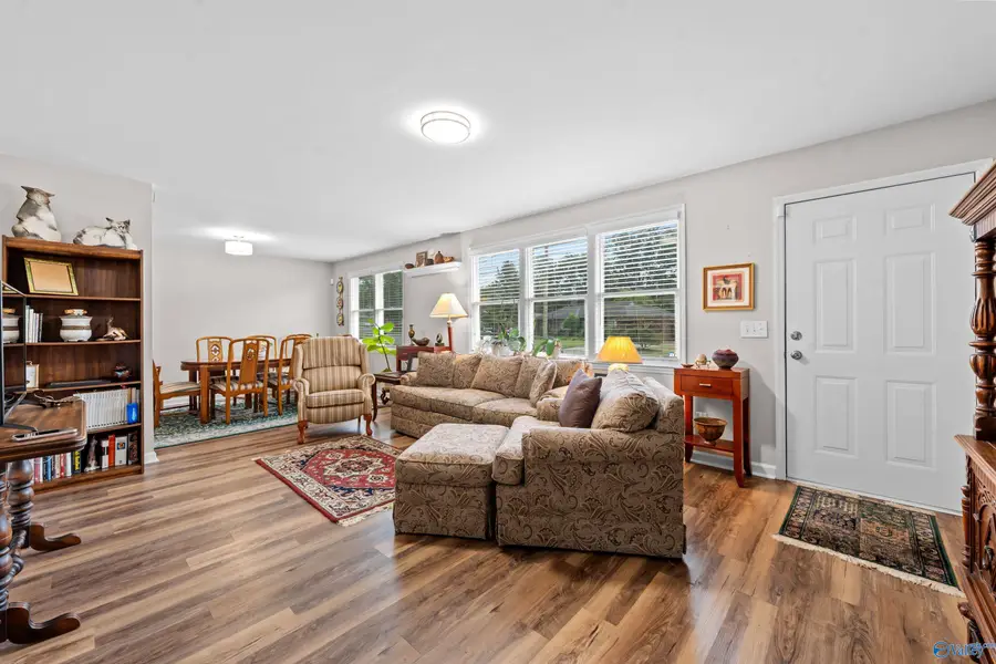2605 Waltham Drive Ne, Huntsville, AL 35811 - #2