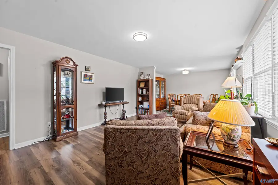 2605 Waltham Drive Ne, Huntsville, AL 35811 - #3