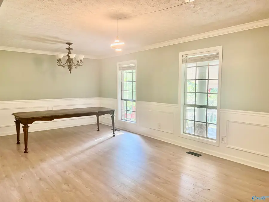 2000 Westwood Circle, Hartselle, AL 35640 - #3
