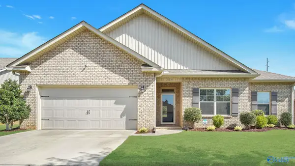 224 Harbor Glen Drive, Madison, AL 35756