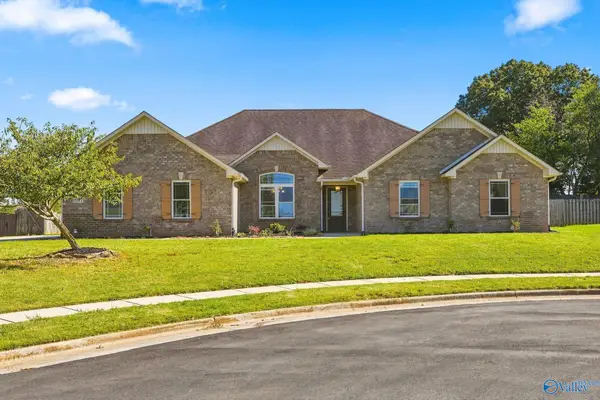 13077 Summerfield Drive, Athens, AL 35613