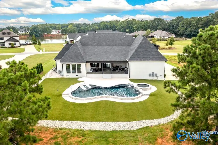 75 Pebble Lane, Gadsden, AL 35901 - #2