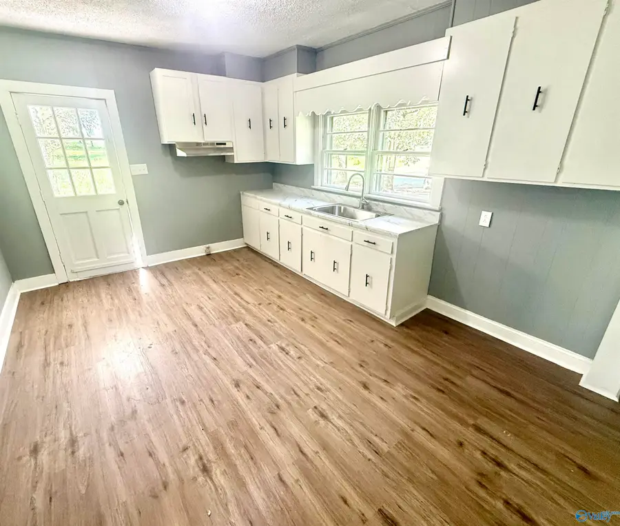 772 East Mckinney Avenue, Albertville, AL 35950 - #2