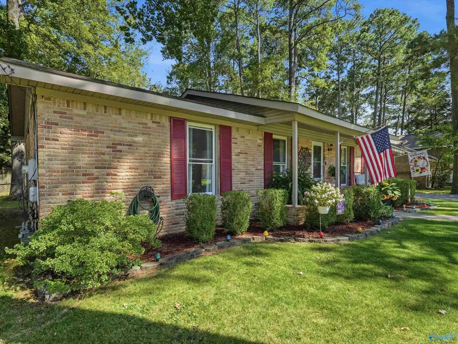 504 Hermitagewood Drive, Huntsville, AL 35806 - #3