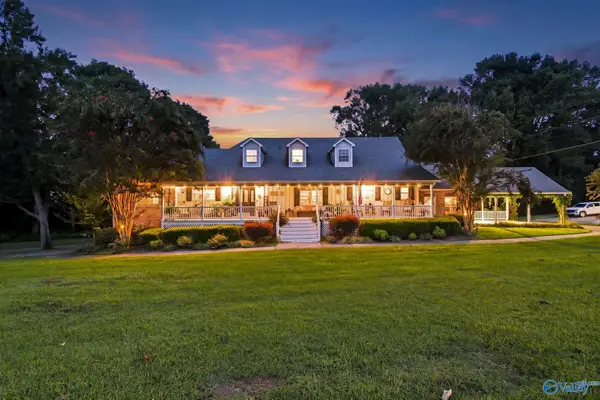 316 Mayberry Lane, Arab, AL 35016