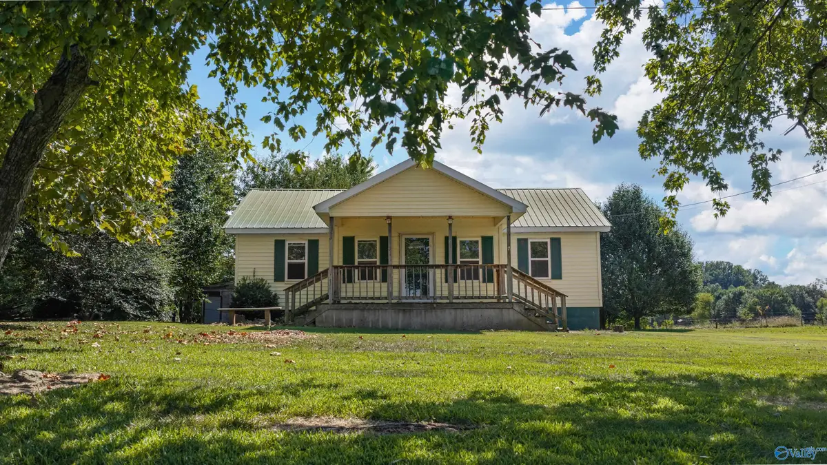 453 Lands Road, Fyffe, AL 35971 - #1