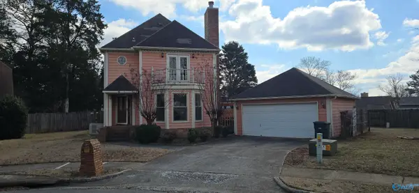 1806 NW Hollytree Drive Nw, Huntsville, AL 35806