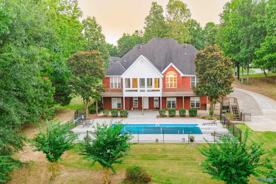 102 Riverview Lane, Glencoe, AL 35905 - #2