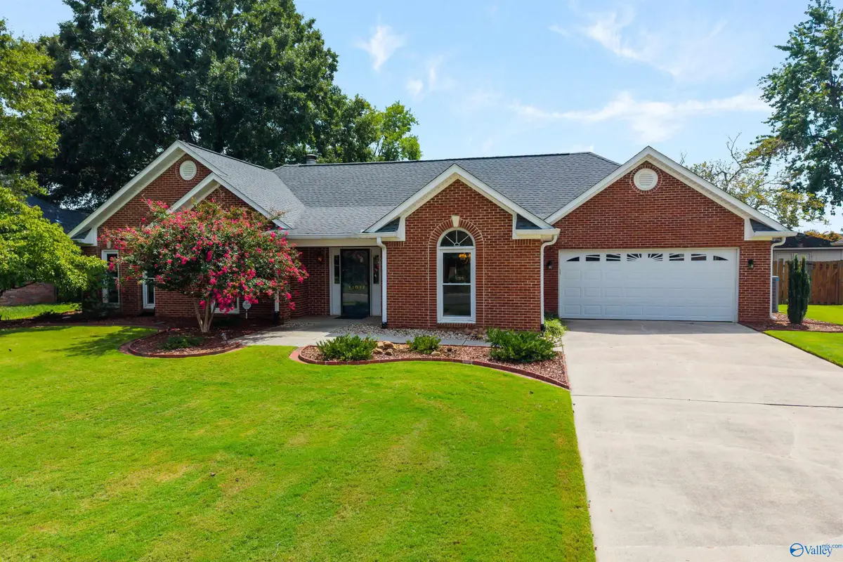 11017 Willingham Drive Sw, Huntsville, AL 35803 - #1