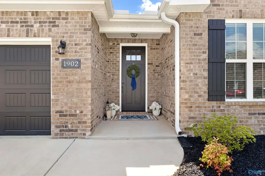 1902 Dawn Court Se, Hartselle, AL 35640 - #2
