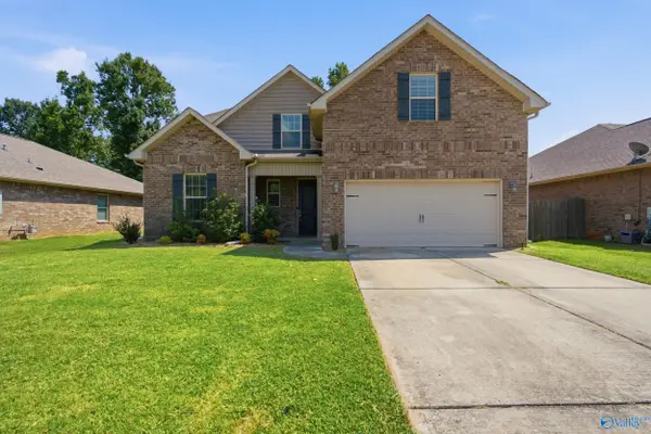 132 Summer Pointe Lane Nw, Madison, AL 35757