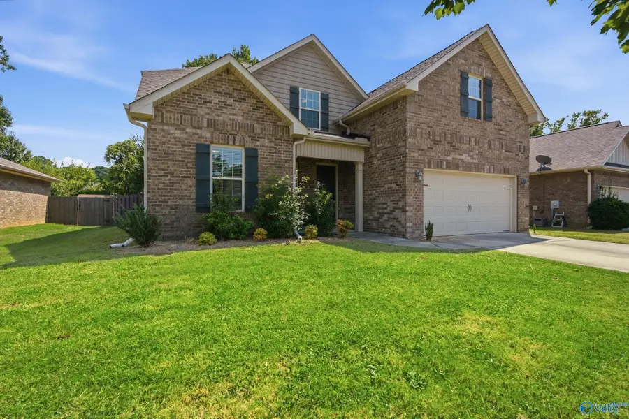 132 Summer Pointe Lane Nw, Madison, AL 35757 - #2