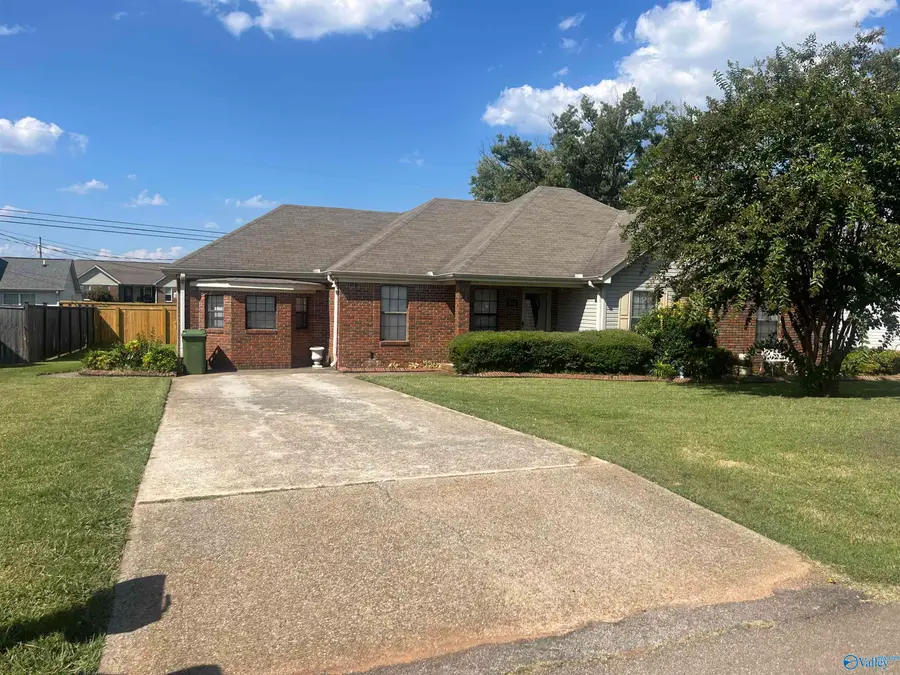 313 Monroe Avenue, Muscle Shoals, AL 35661 - #3