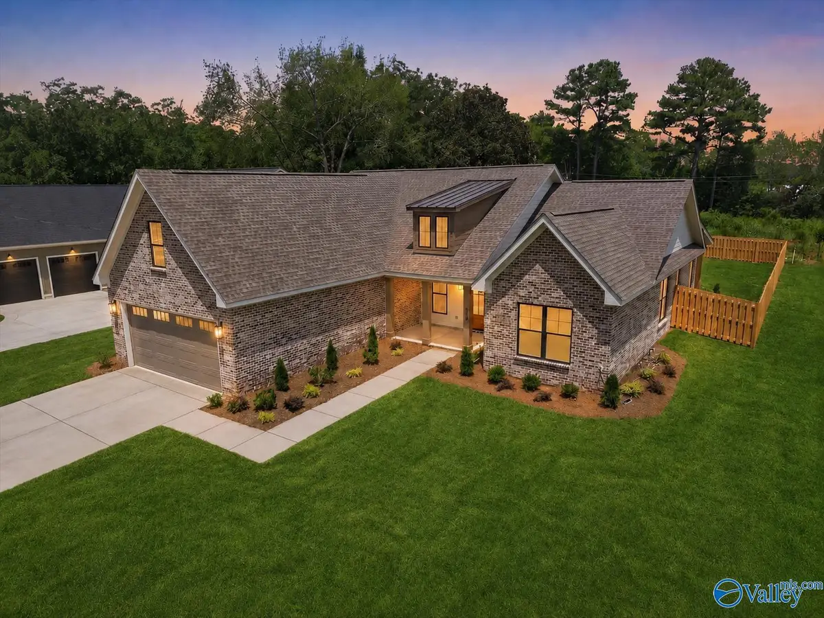 2000 Mythewood Drive, Huntsville, AL 35803 - #1
