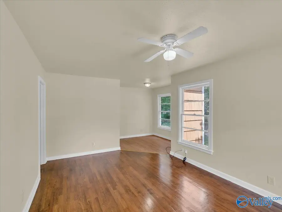 3702 Grote Street Sw, Huntsville, AL 35805 - #3