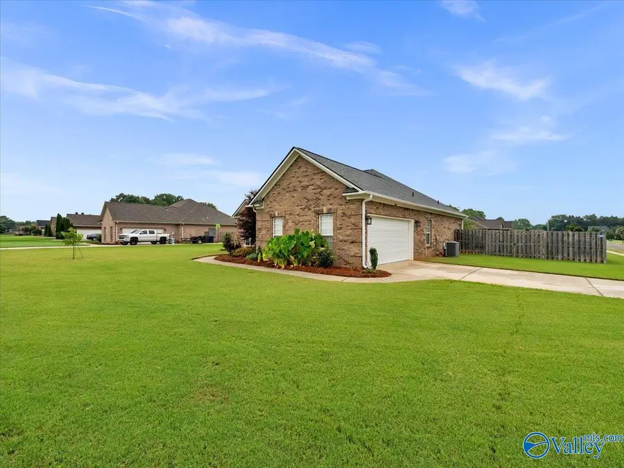 101 Maggie Bell Lane, Huntsville, AL 35811 - #2