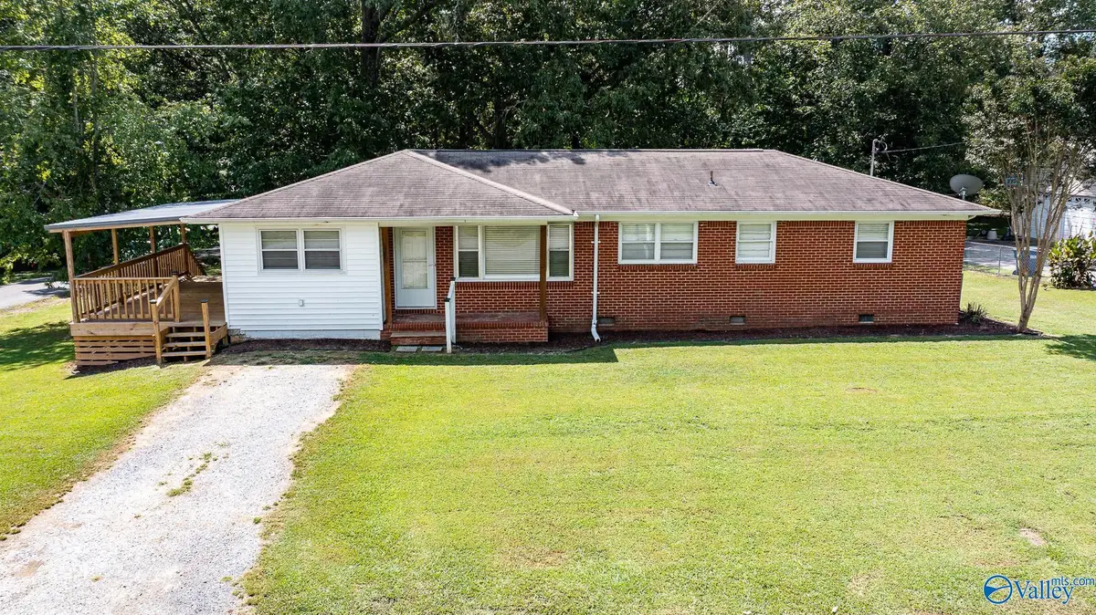 901 3rd Avenue Nw, Arab, AL 35016 - #1
