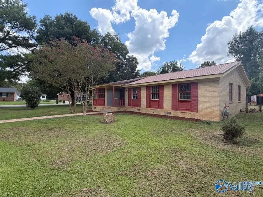 401 S Edgemont Circle Nw, Huntsville, AL 35811 - #2