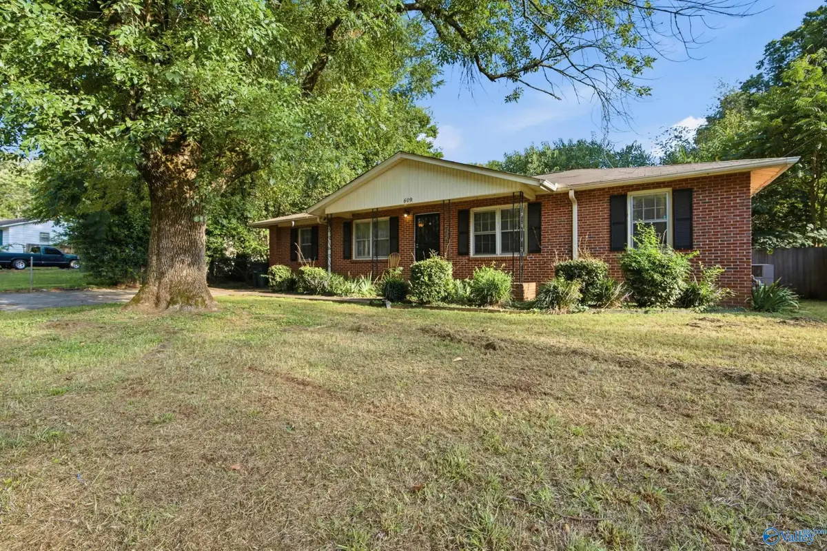 609 O Fallon Road Nw, Huntsville, AL 35811 - #1