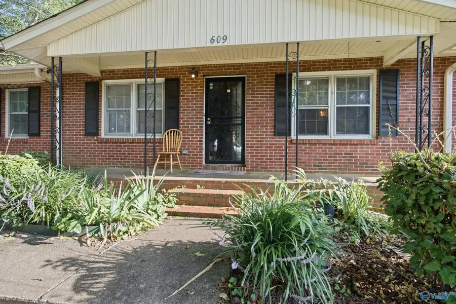 609 O Fallon Road Nw, Huntsville, AL 35811 - #3